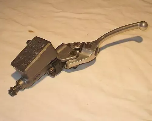 1986 Honda VFR700 Interceptor CLUTCH MASTER CYLINDER