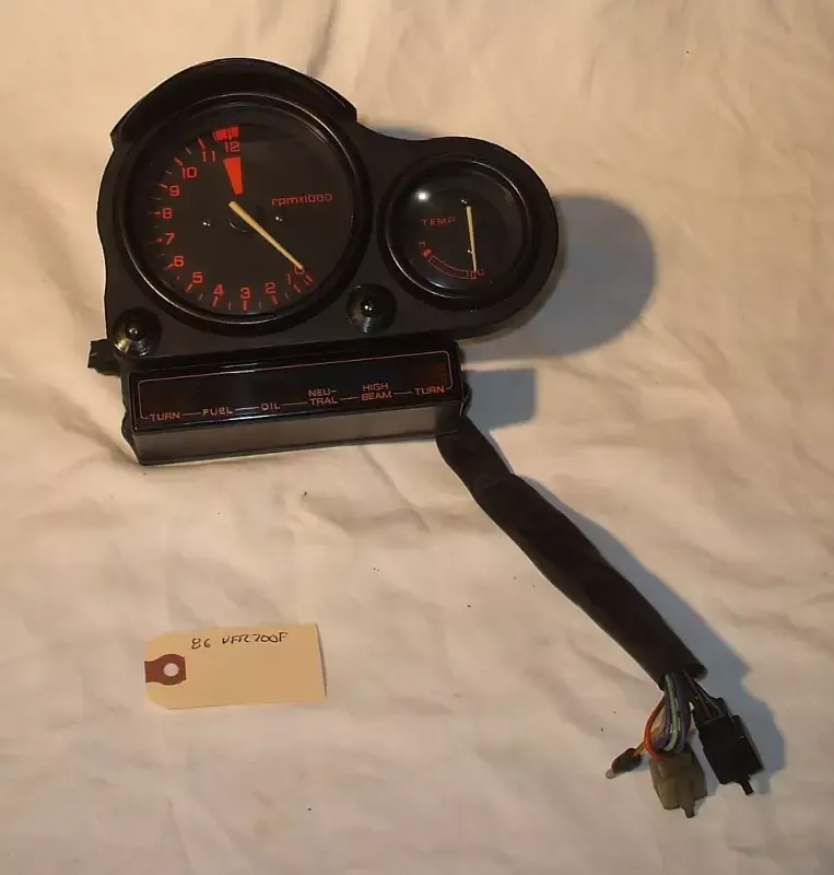 1986 Honda VFR700 Interceptor TACHOMETER GAUGE TEMPERATURE 86 VFR700