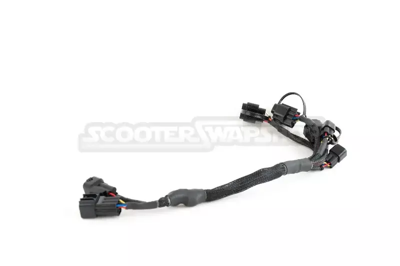 Aracer 4 to 1 Connector