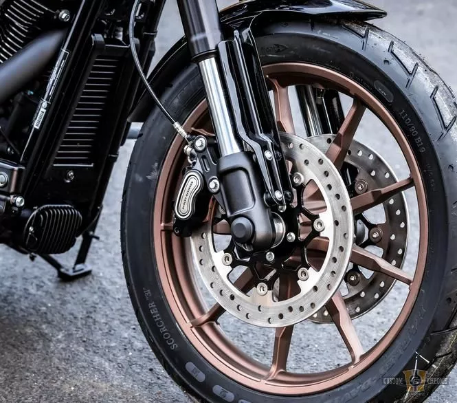 Cubierta del eje delantero para Harley-Davidson
